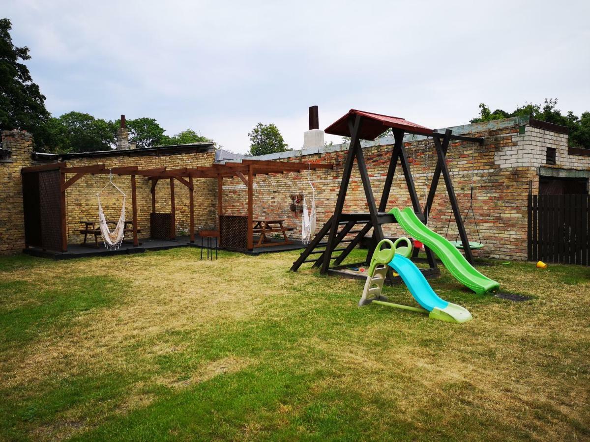 Villa Victoria ベンツピルス エクステリア 写真